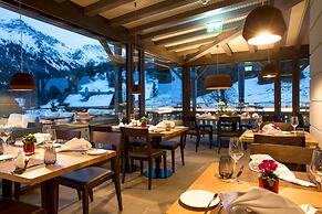 The Alpina Mountain Resort
