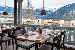 The Alpina Mountain Resort