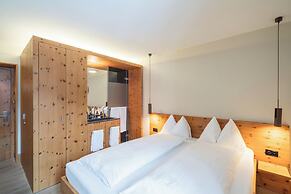 The Alpina Mountain Resort