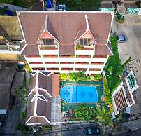 Kelly’s Residency