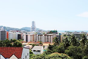 Kelly’s Residency