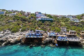 Arpia Hotel