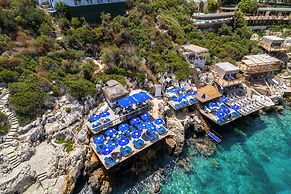 Arpia Hotel