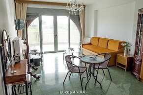 IonionStar Hotel