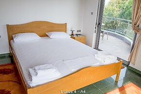 IonionStar Hotel