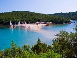 IonionStar Hotel