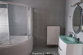 IonionStar Hotel