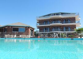 IonionStar Hotel