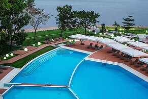 Radisson Blu M'Bamou Palace Hotel