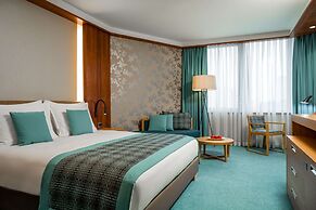 Radisson Blu M'Bamou Palace Hotel