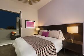 Decanter Hotel
