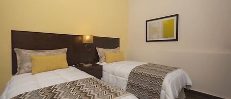 Decanter Hotel