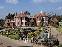 Royal Reward Resort