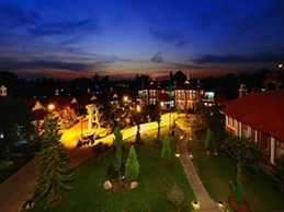 Royal Reward Resort