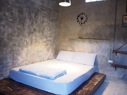 Big Boss Hostel