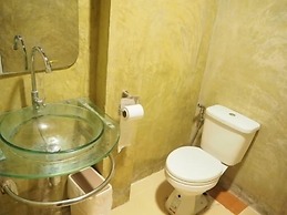 Big Boss Hostel