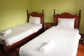 Popular View Guesthouse