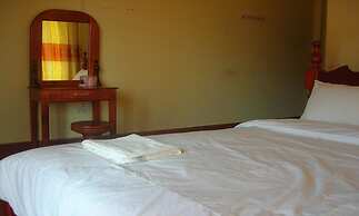 Popular View Guesthouse