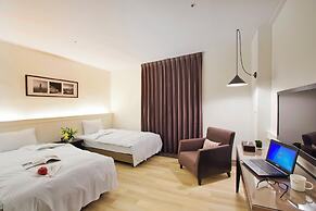 53 Hotel