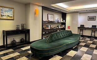 53 Hotel