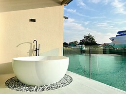 Baan Tah On The Sea