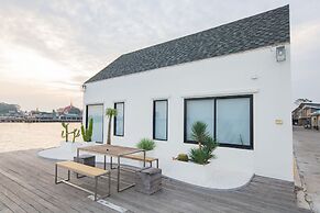 Baan Tah On The Sea