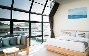 Baan Tah On The Sea