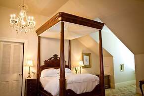Dunleith Historic Inn