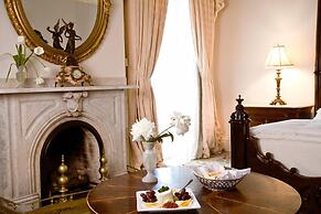 Dunleith Historic Inn