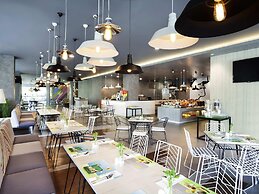 Ibis Styles Jakarta Sunter