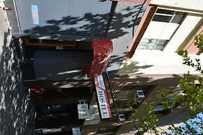 Elizabeth Hostel