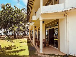 Raja Beach Hotel