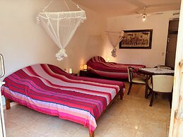 Raja Beach Hotel