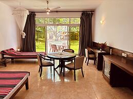 Raja Beach Hotel