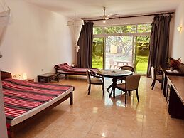 Raja Beach Hotel
