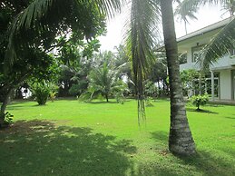 Raja Beach Hotel