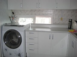 Amuse Guest House - Hostel