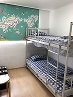 Amuse Guest House - Hostel
