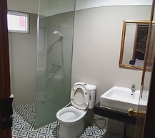 Grand Batik Inn