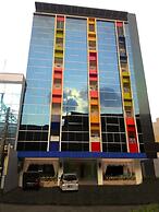 Grand Batik Inn