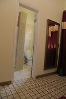 Executive Airport Hotel