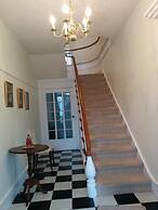Fairmont House Bed & Breakfast