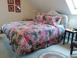 Fairmont House Bed & Breakfast