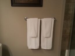 Pinnacle Inn & Suites Aspen