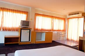 Sichang Shine Khao Resort