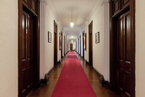 Queen's Hotel