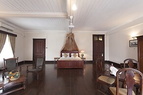 Queen's Hotel