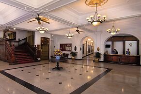 Queen's Hotel