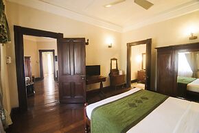 Queen's Hotel