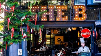 The b Ranong Trend Hotel